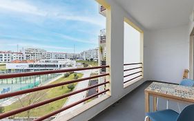 Sunny 2 Bdr Apartment By Lovelystay